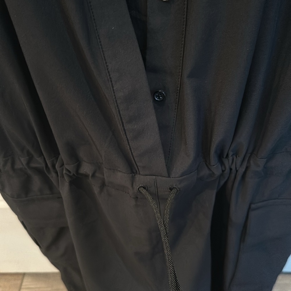 Super Cute Solid Black Romper Size 6 - image 4